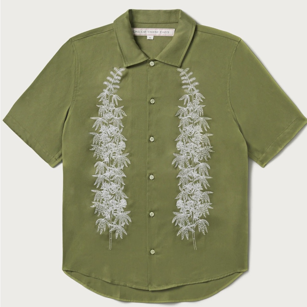 NWOT One of these days Stalks Camp Shirt | Sage